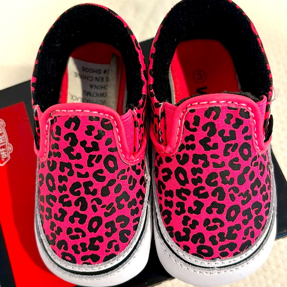 Baby vans crib shoes